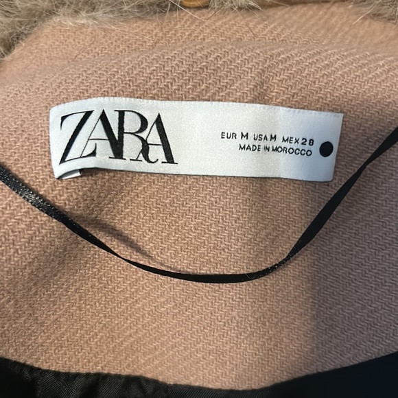 Zara Camel Fur Collar Coat - Picture 3 of 3